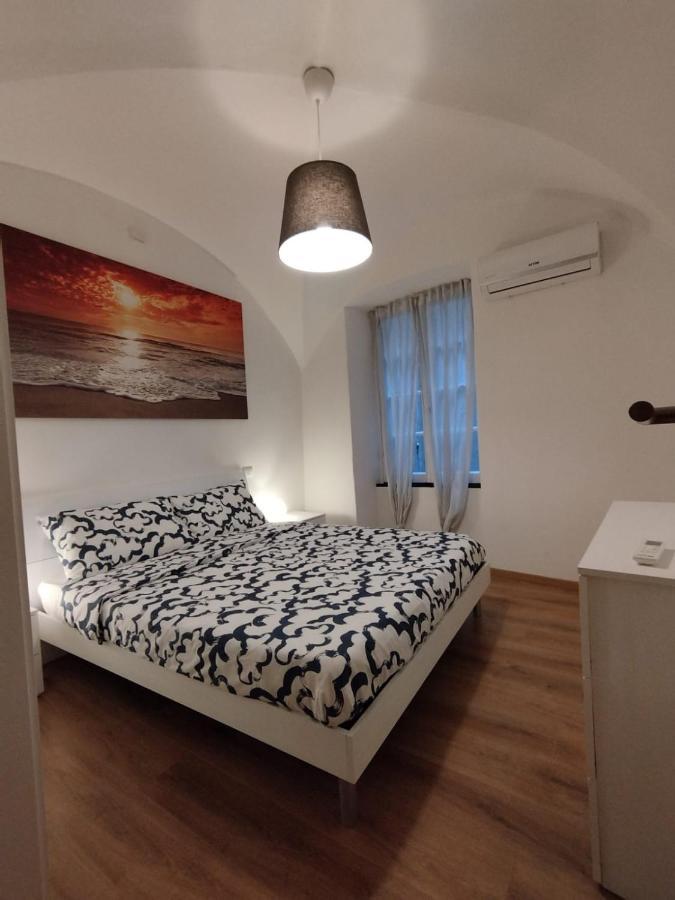 The First Luccoli Garibaldi Rolli Apartamento Génova Exterior foto