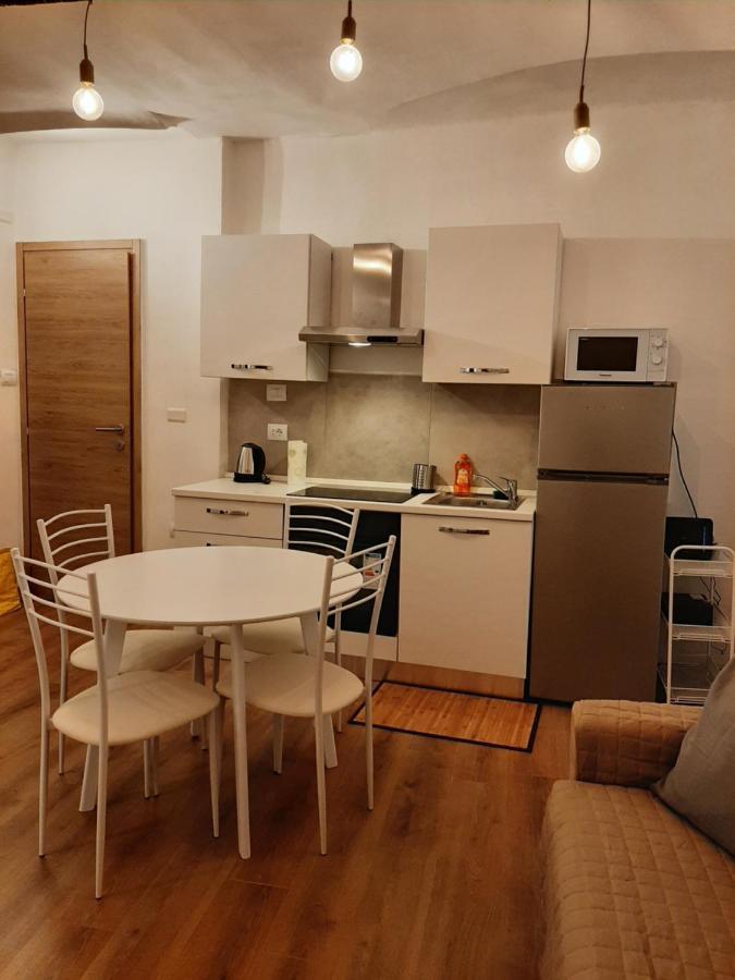 The First Luccoli Garibaldi Rolli Apartamento Génova Exterior foto