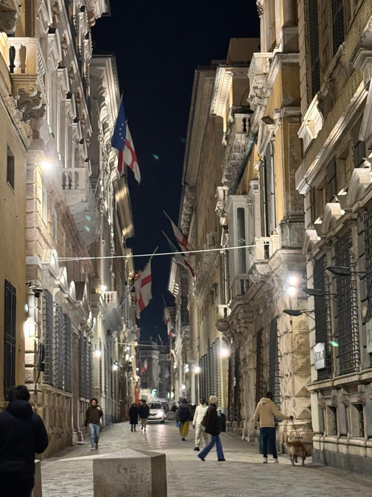 The First Luccoli Garibaldi Rolli Apartamento Génova Exterior foto